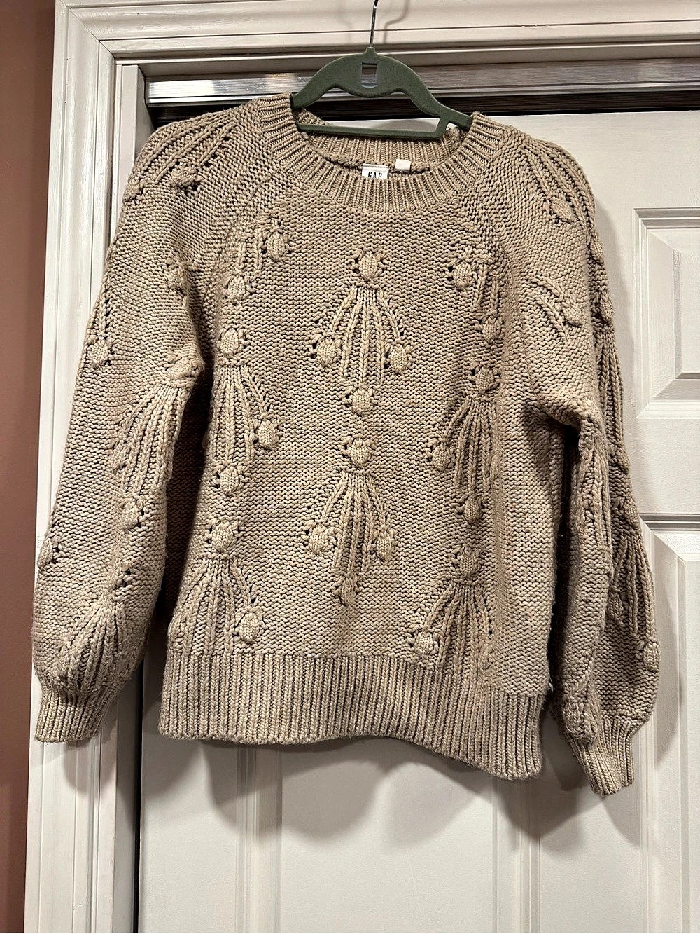 Gap Textured Pattern Pullover Sweater in Wool-Blend Sweater Beige Small